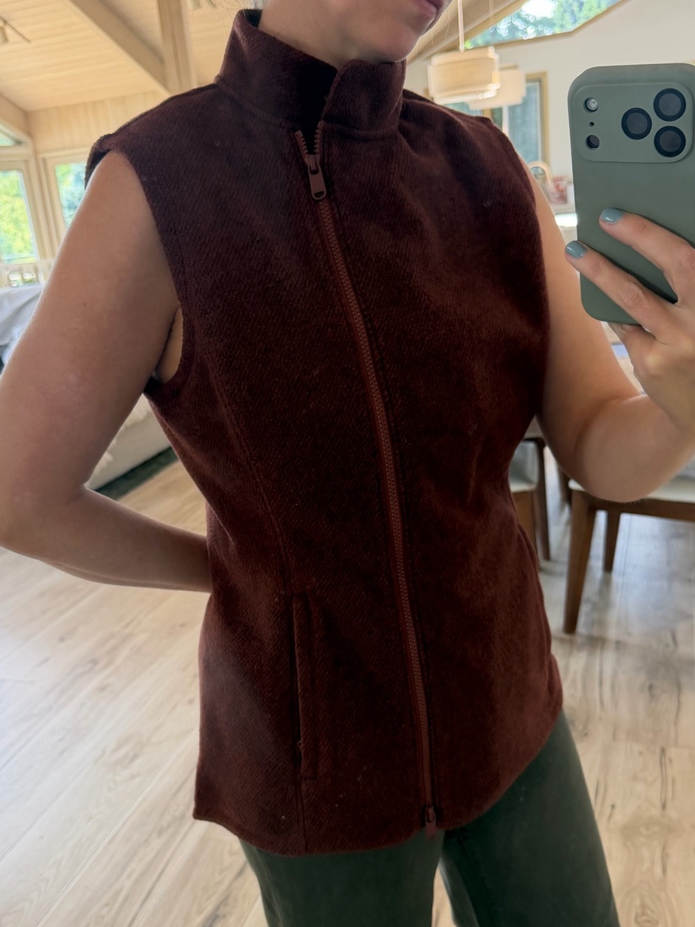 Athleta Sleeveless Zip-Up Fleece Vest in Deep Burnt Sienna